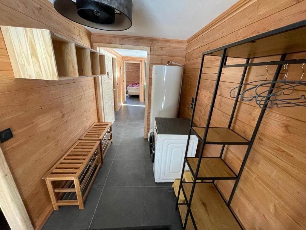 Appartement Lumineux Neuf Dans Bas De Chalet Le Douglas La Joue du Loup Exterior foto