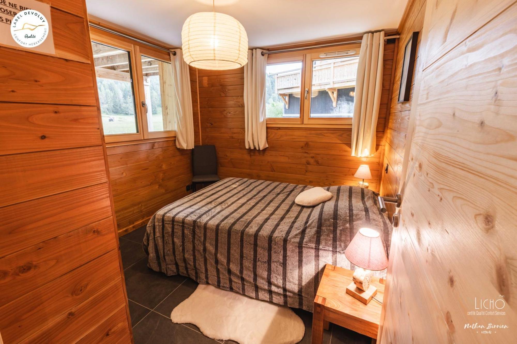 Appartement Lumineux Neuf Dans Bas De Chalet Le Douglas La Joue du Loup Exterior foto