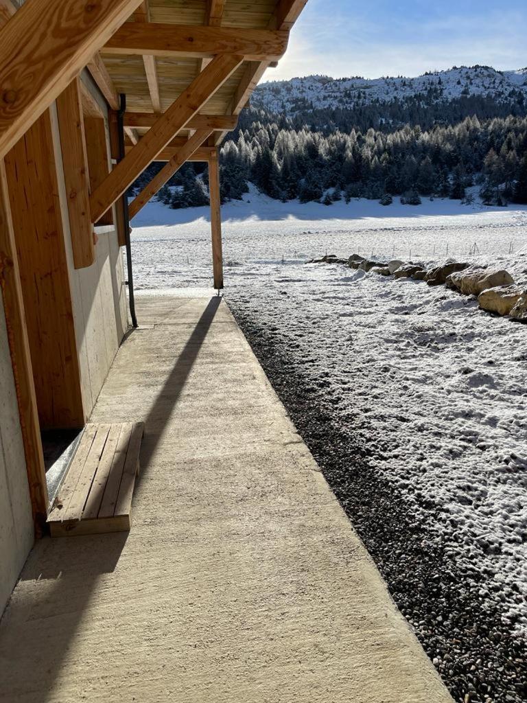 Appartement Lumineux Neuf Dans Bas De Chalet Le Douglas La Joue du Loup Exterior foto
