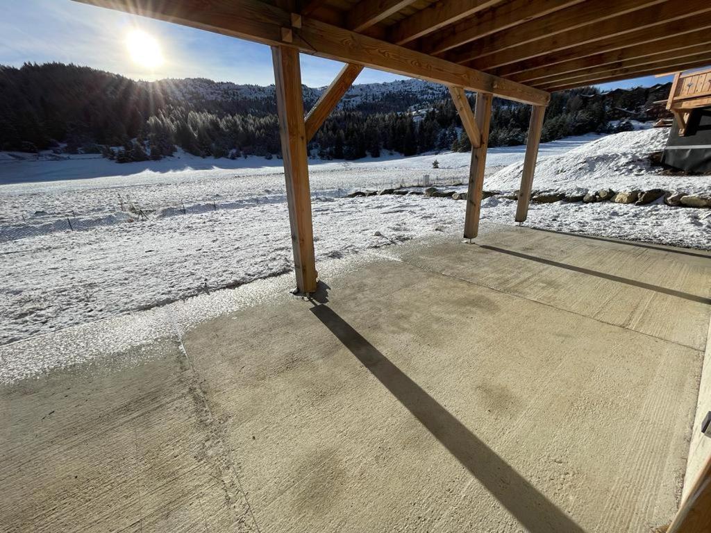 Appartement Lumineux Neuf Dans Bas De Chalet Le Douglas La Joue du Loup Exterior foto