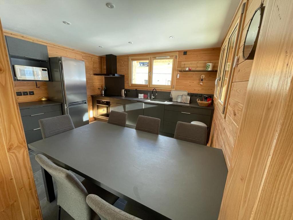 Appartement Lumineux Neuf Dans Bas De Chalet Le Douglas La Joue du Loup Exterior foto