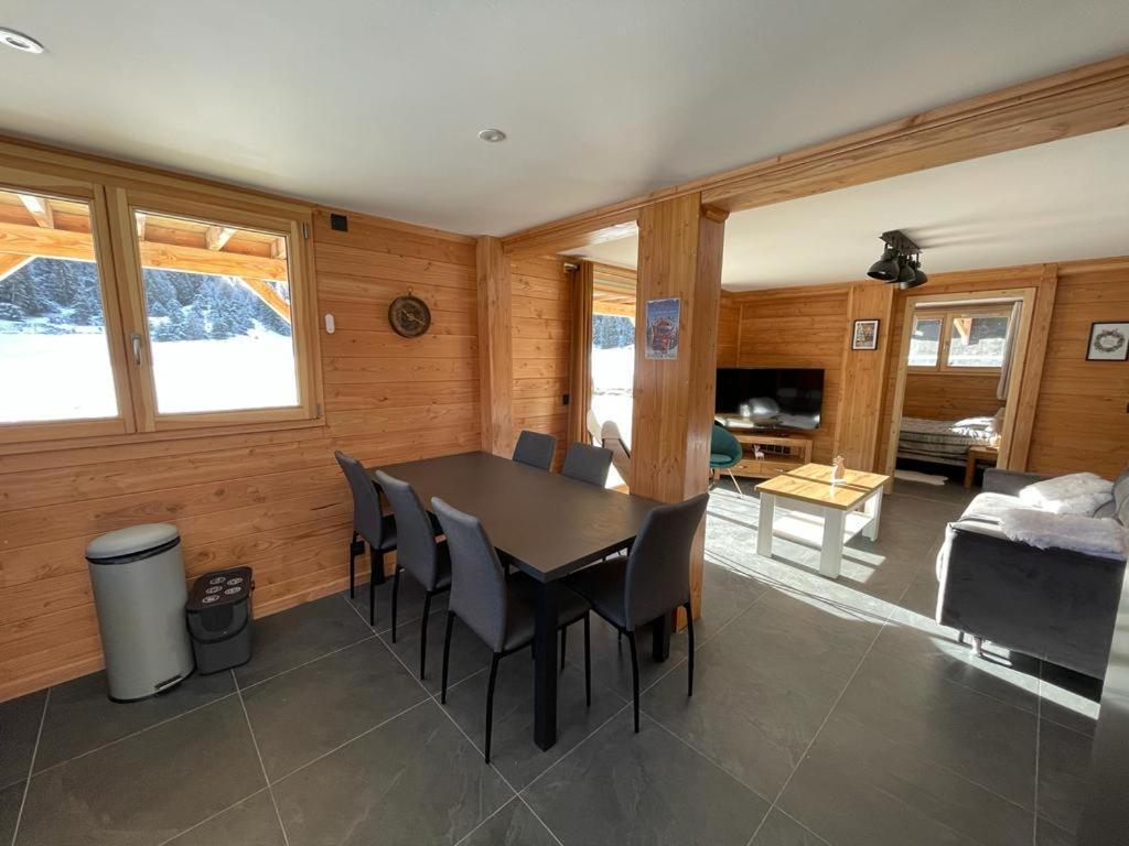 Appartement Lumineux Neuf Dans Bas De Chalet Le Douglas La Joue du Loup Exterior foto