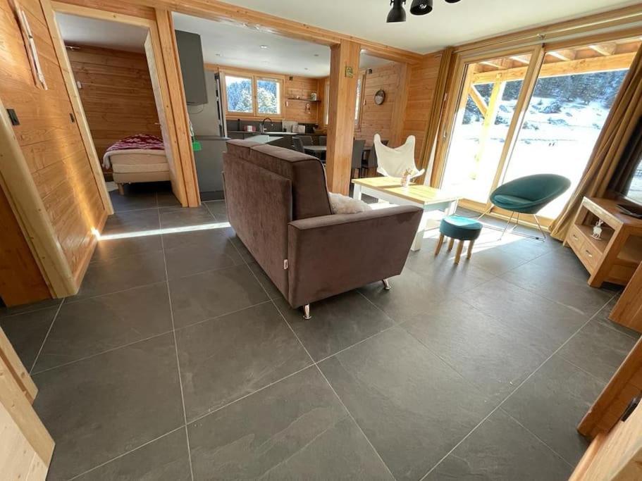Appartement Lumineux Neuf Dans Bas De Chalet Le Douglas La Joue du Loup Exterior foto